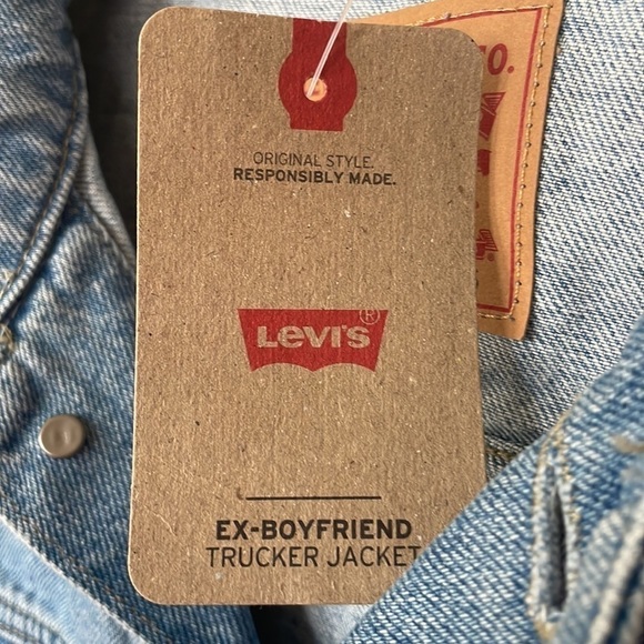 Brand New Levi's Ex-Boyfriend Trucker Jean Jacket Button Up Denim Distressed - Picture 13 of 15